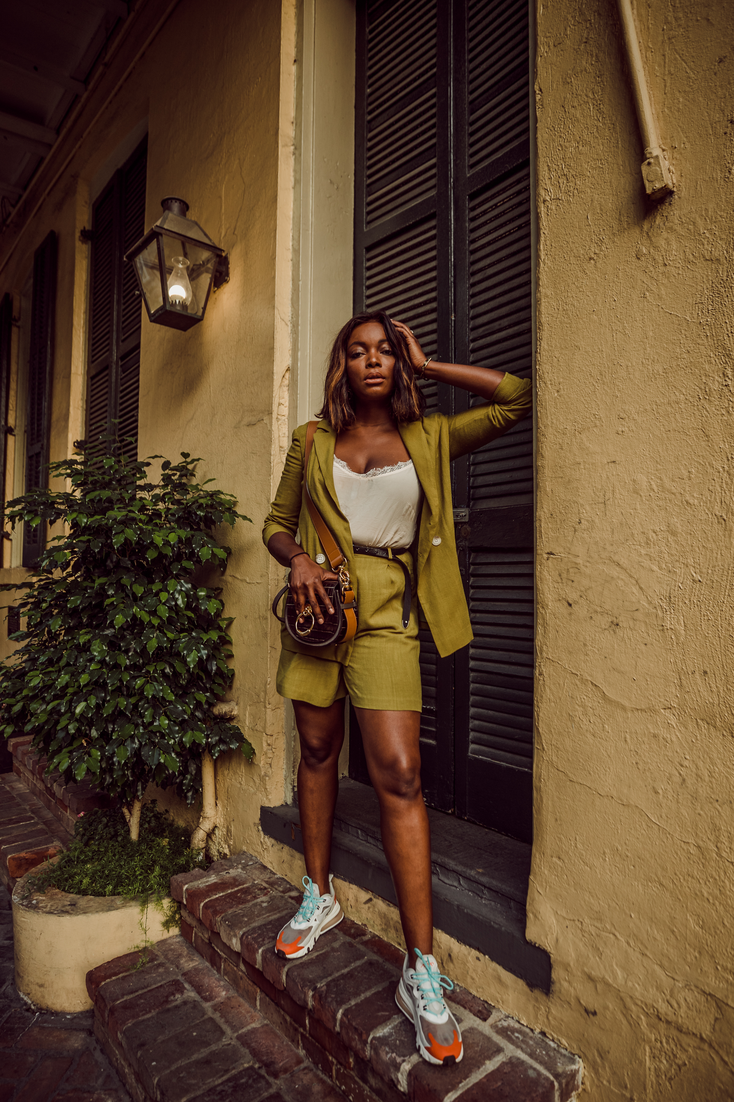 Individuality Inspire tar Street Style, feat. Nike Air Max 270 React Sneakers » coco bassey